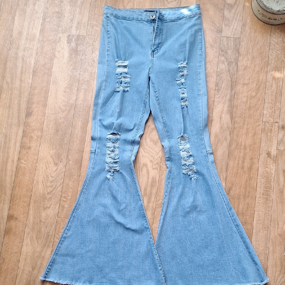 NWOT Elephant Bells Jeans